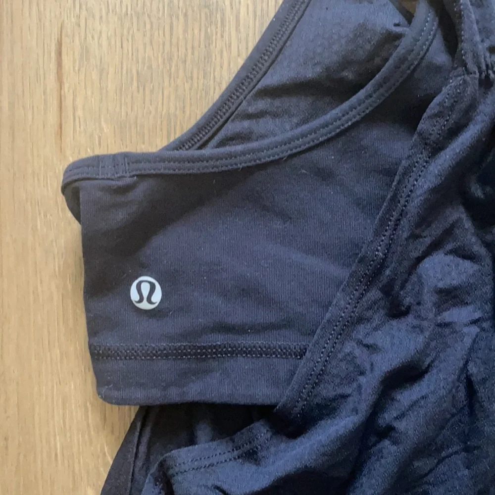 Lululemon Top - Picture 4 of 4